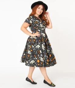 Magnolia Place Plus Size Retro Black Halloween Print Evita Swing Dress -Pleaser Clothing Store 125052 5