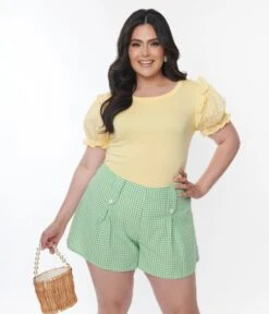 Plus Size Light Yellow Ruffled Puff Sleeve Top
