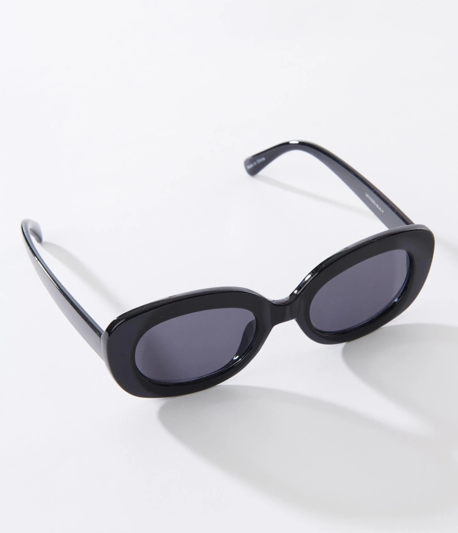Black Tinted Oval Sunglasses 4 Black Tinted Oval Sunglasses - Image 4