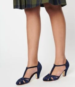 Chelsea Crew Navy Velvet Sergi T-Strap Pumps 8 Chelsea Crew Navy Velvet Sergi T-Strap Pumps -Pleaser Clothing Store chelsea crew navy velvet sergi t strap pumps 409831