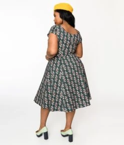 Collectif Green Wallflower Striped Swing Dress -Pleaser Clothing Store collectif green wallflower striped swing dress 608716