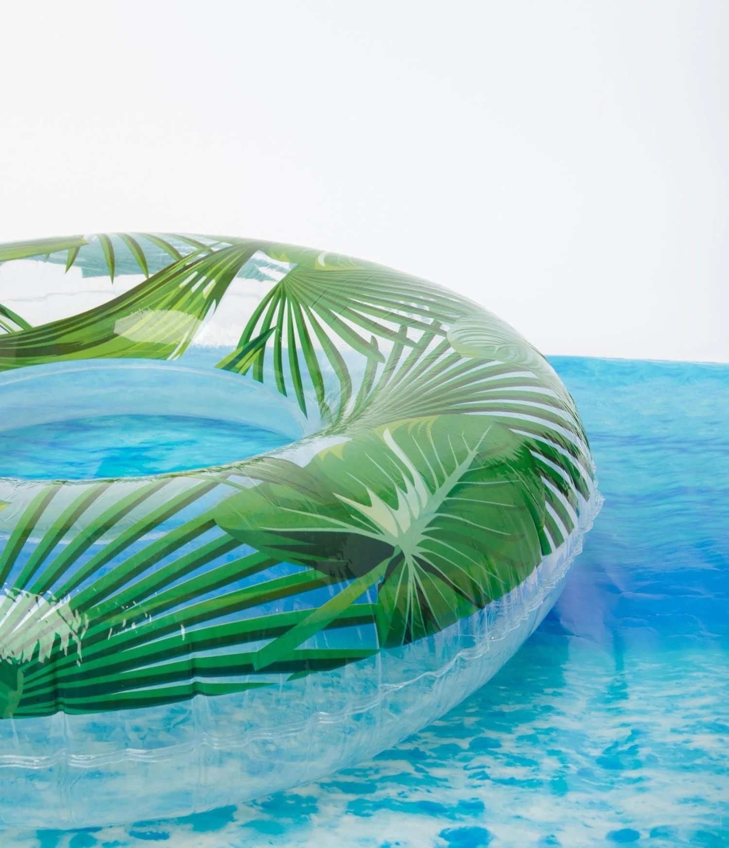 Green Palm Leaf Giant Inflatable Pool Float 4 Green Palm Leaf Giant Inflatable Pool Float - Image 4