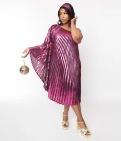 Metallic Magenta Pleated Caftan