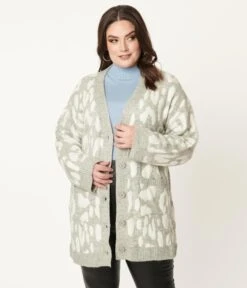 Plus Size Grey Leopard Print Long Cardigan 9 Plus Size Grey Leopard Print Long Cardigan -Pleaser Clothing Store plus size grey leopard print long cardigan 273764