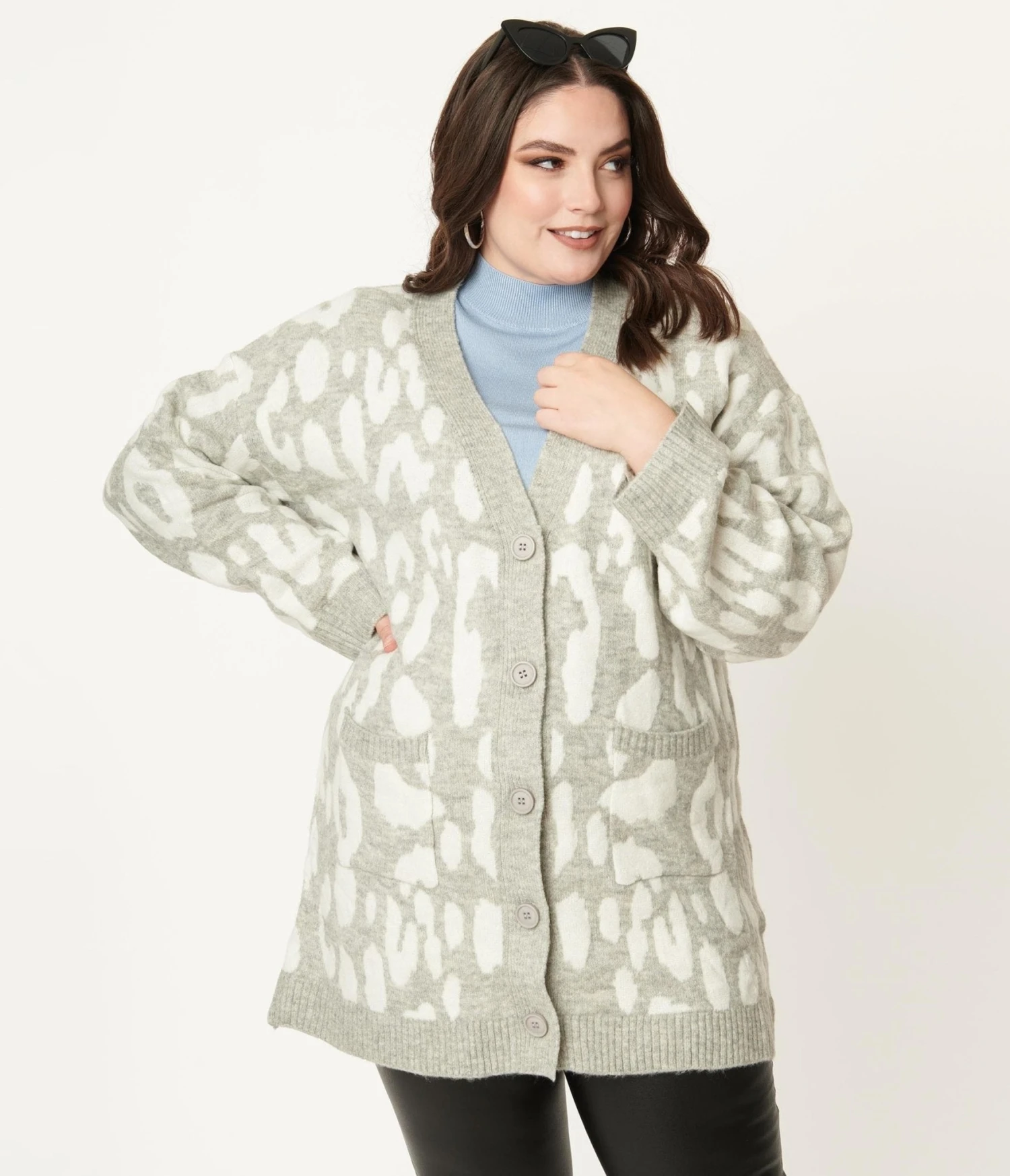 Plus Size Grey Leopard Print Long Cardigan 5 Plus Size Grey Leopard Print Long Cardigan - Image 5