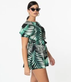 Retro Style Green & Black Palm Print Tropical Skort 9 Retro Style Green & Black Palm Print Tropical Skort -Pleaser Clothing Store retro style green black palm print tropical skort 919997