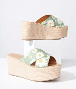 Sage Daisy Platform Woven Sandals