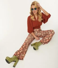 Unique Vintage Avocado Green Platform Heel Ankle Boots -Pleaser Clothing Store unique vintage avocado green platform heel ankle boots 560993