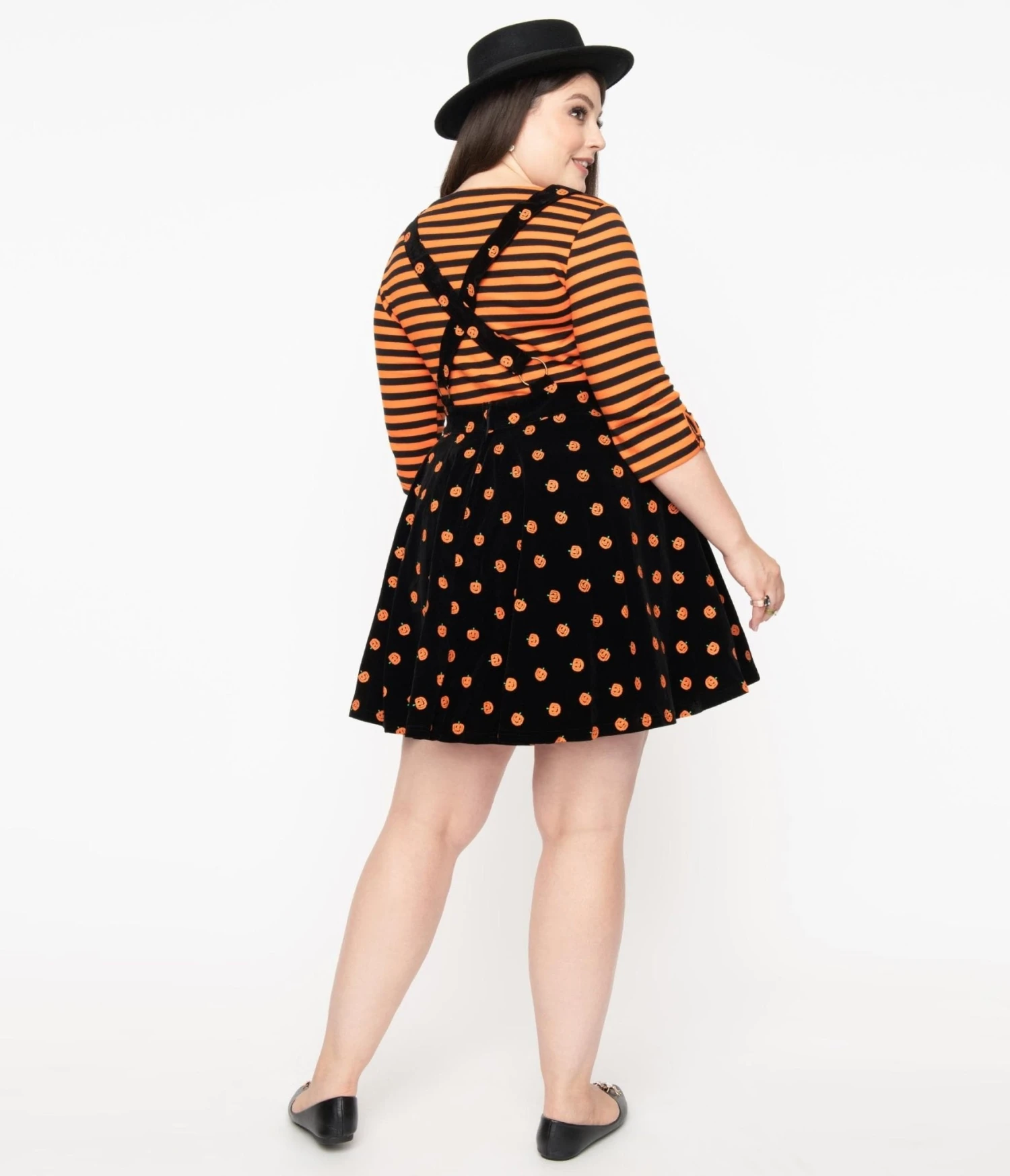 Unique Vintage Plus Size Black & Orange Pumpkin Patch Corduroy Brionne Pinafore Skirt 2 Unique Vintage Plus Size Black & Orange Pumpkin Patch Corduroy Brionne Pinafore Skirt - Image 2