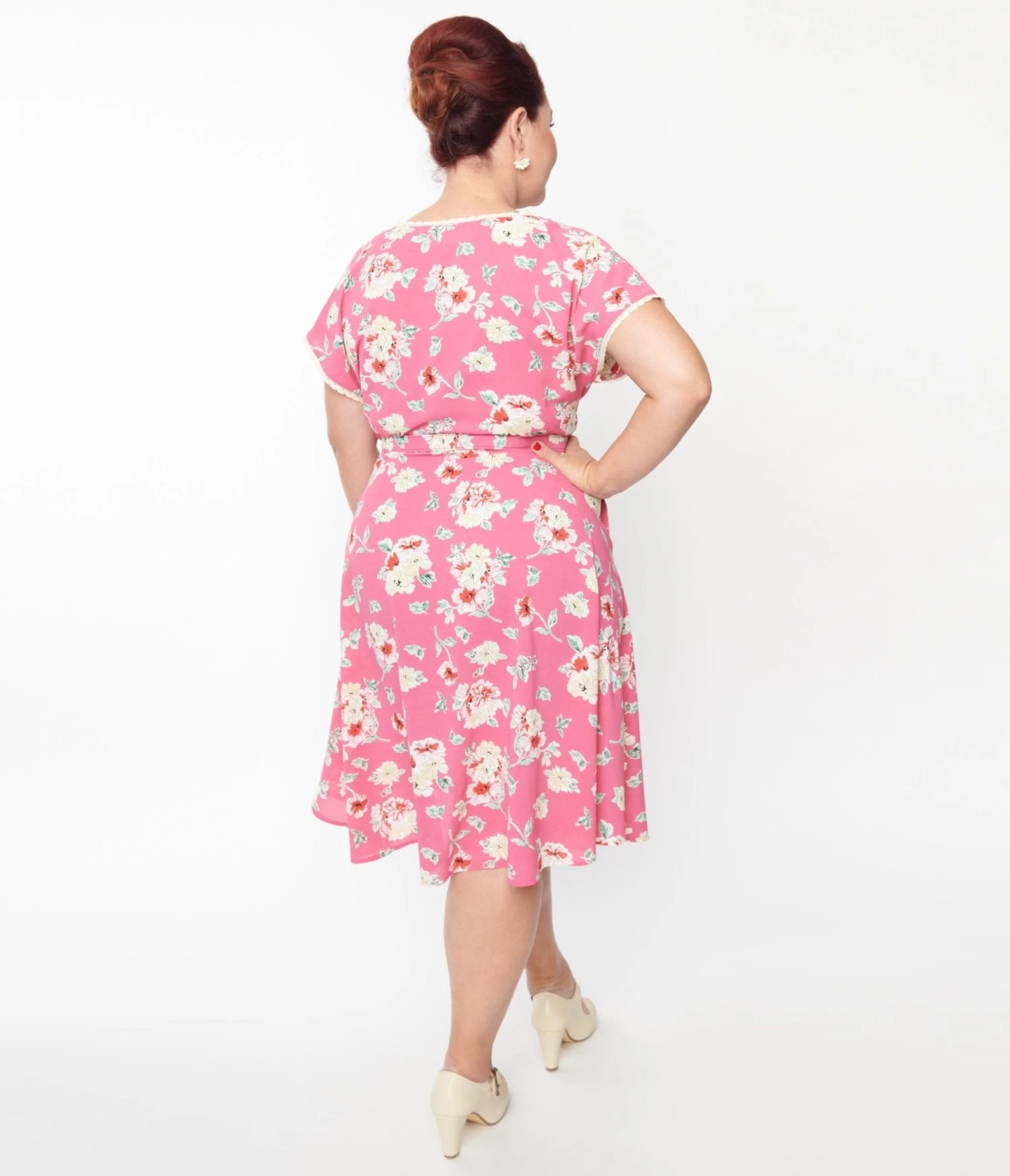 Unique Vintage Plus Size Fuchsia Floral Flutter Sleeve Swing Dress 3 Unique Vintage Plus Size Fuchsia Floral Flutter Sleeve Swing Dress - Image 3