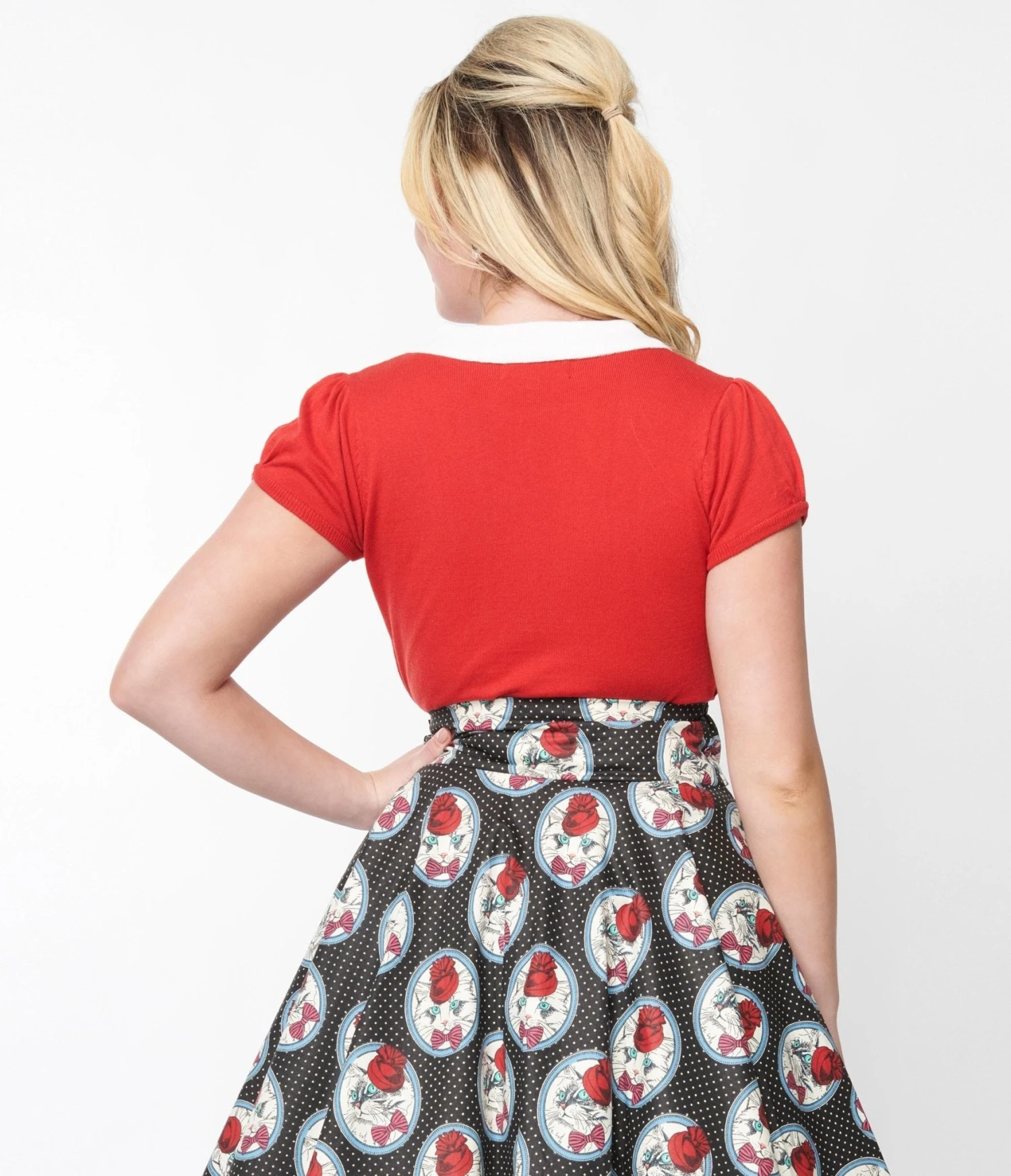 Vintage Style Red & White Collar Sweater Knit Top 2 Vintage Style Red & White Collar Sweater Knit Top - Image 2